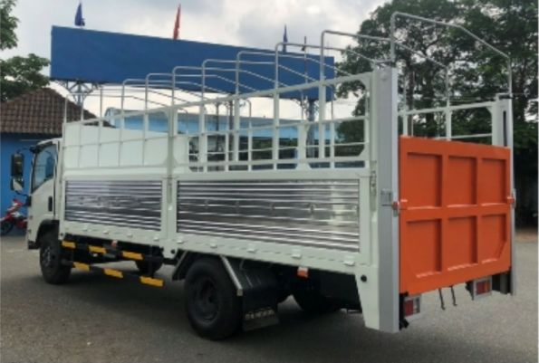 isuzu-da-nang-nqr75le4-mui-bat-bung-nang-1